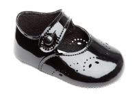 BP612 Black patent shoe with punch