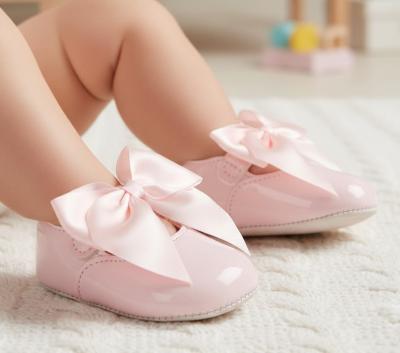 BP025-P Pink Patent "Bow" Soft Sole Shoe (last few size 2)