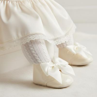 BP073-I Ivory Patent "Bow" Soft Sole Boot (0-3)