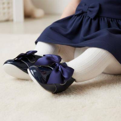 BP073-N Navy Patent "Bow" Soft Sole Boot (0-3)