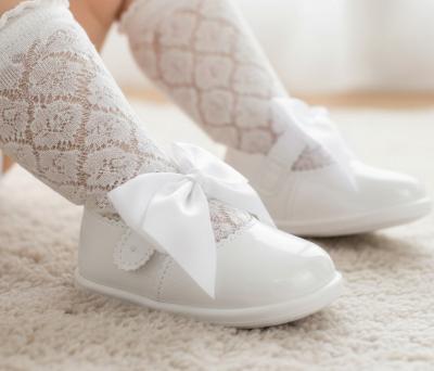 BPH045-W  White Patent "Bow" First Walker Shoe  (2-6)