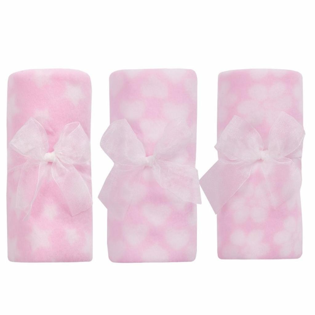 Baby Town 19C246 5056188242232 BT19C246 White and Pink Fleece Blanket