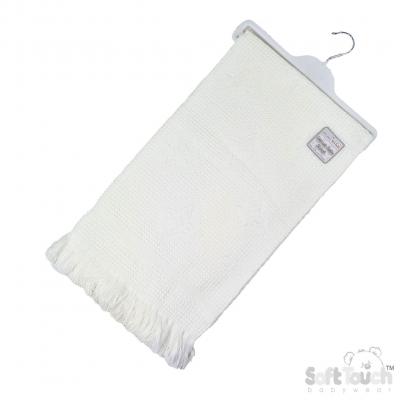 EASH22-W  White Star Hanger Shawl with fringe 