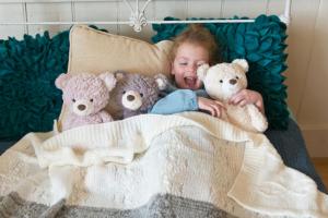 Mary Meyer 53371M  MM53371M Putty Nursery Cream Bear medium toy  17"