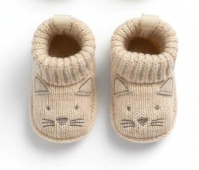 NT116-837T  "Cat" Knit Booties 