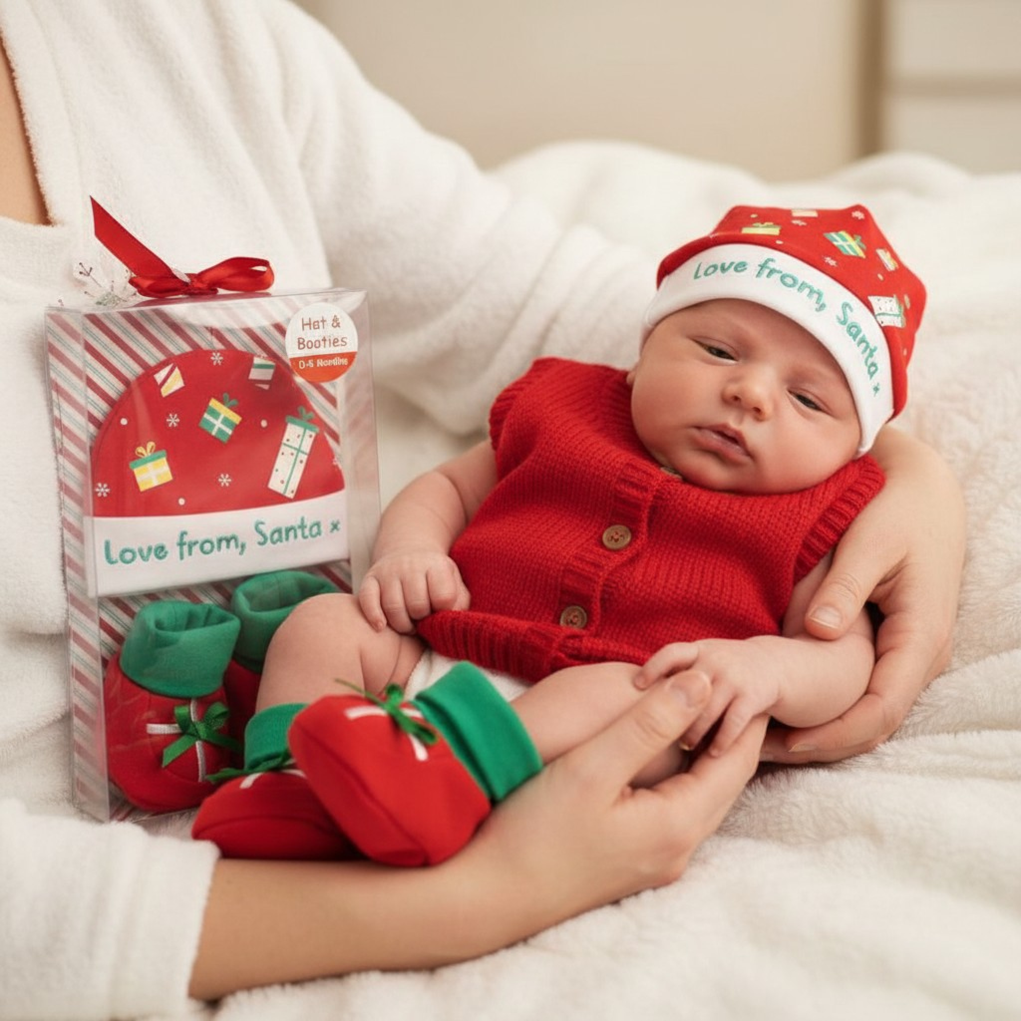 Nursery Time  503532025814 0 NT2516-0814R "Love from Santa" Gift Set (0-6 months)