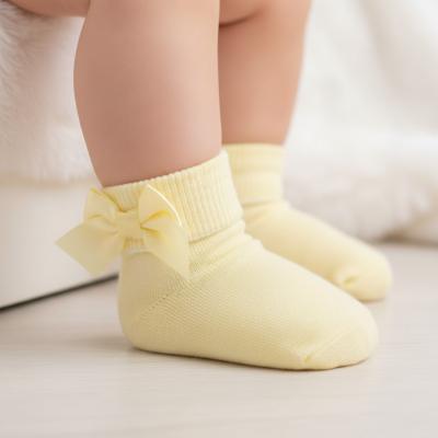 NT61-2223L-0-3 Lemon Yellow Bow Socks (0-3 months)