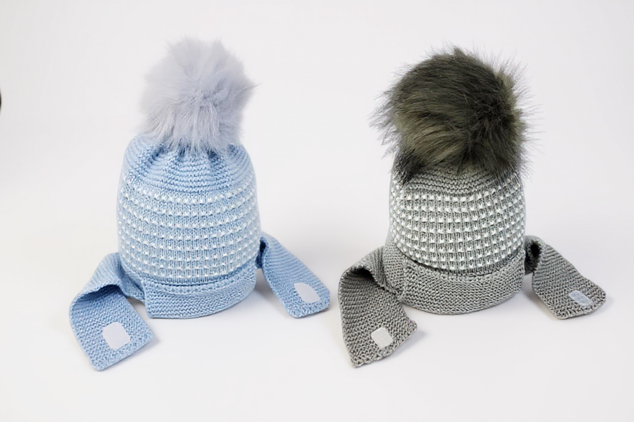 Pesci Baby   PB6218GS Hat with Chin Strap ( 0-6 months)