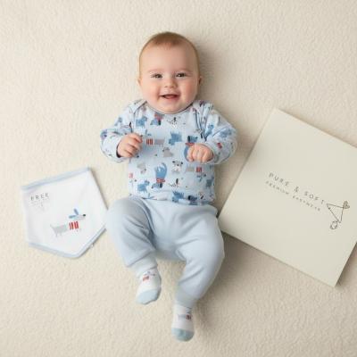 PSM14353 Top, Trousers, Bib & Socks " Puppy" ( 0-6 months)