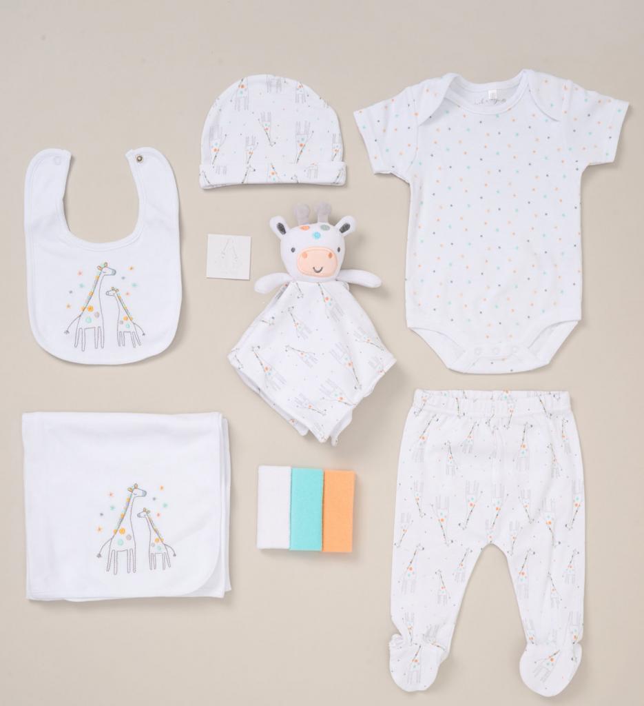 Rock a bye boutique F10339 * RBF10339 10 piece layette "Giraffe" (Nb-6 months)