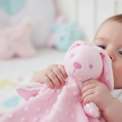 STBC32-P Pink Bunny Comforter