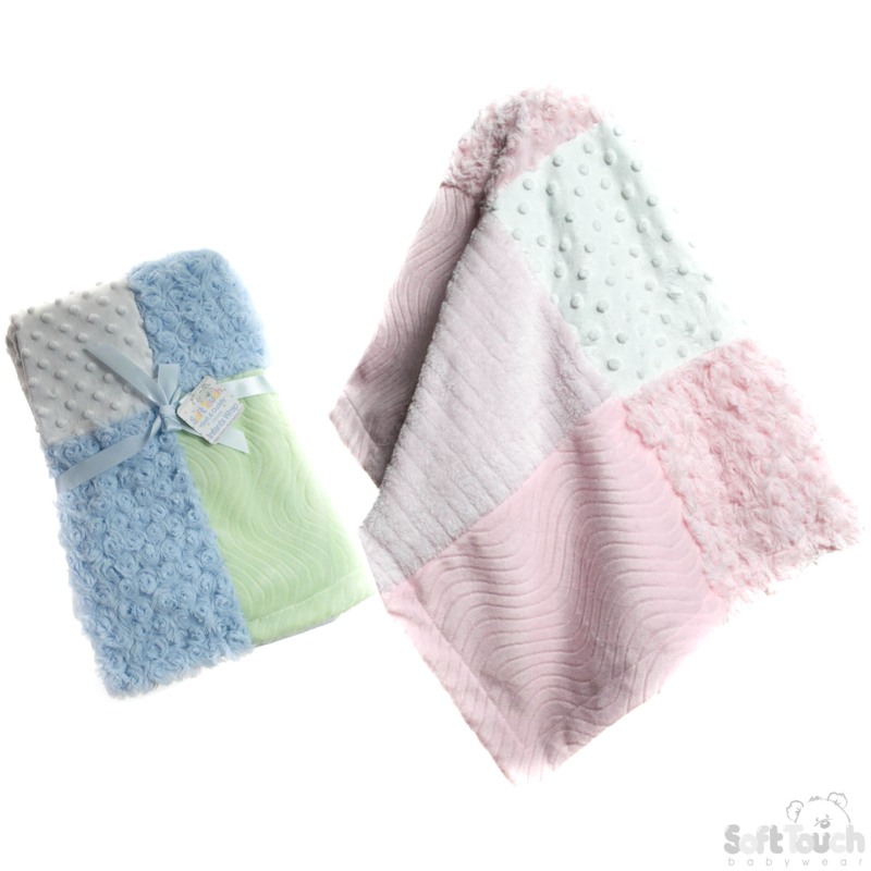 Soft Touch  5023797301292 STFBP64 Patchwork coral fleece wrap