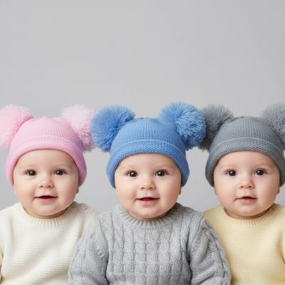STH510-SM  Double pom pom  hat  (NB-12 months)