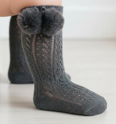 STPS04G  Pelerine Knee length sock with pom pom (0-24 months)
