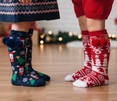 STS137-X Christmas Knee High Pom pom socks (18 months - 6years)