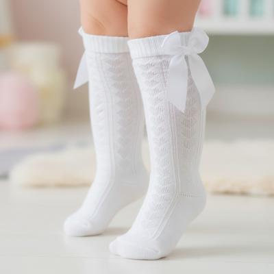 STS141-W-06 White Adorable Heart Knee Socks with Bow (0-6 month