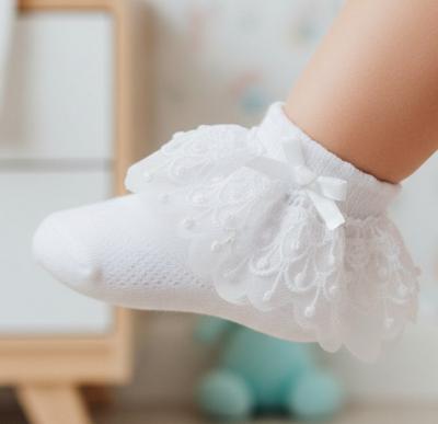 STS344-W White Bell Lace Sock (0-12 months)