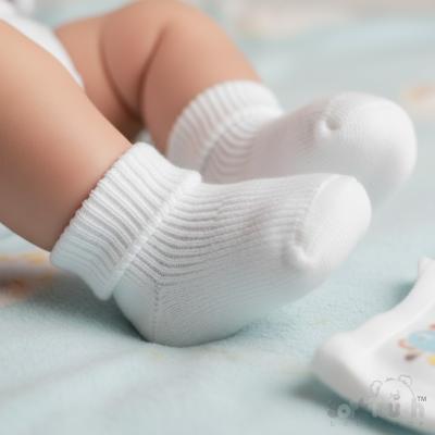 STS901-W-BP  White Bulk Pack Turn-over Socks  (0-3 months)