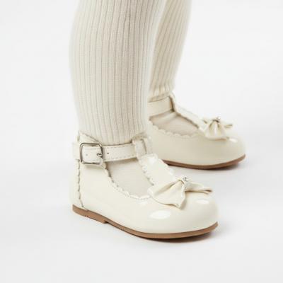 SVSallyCr  Shoe Cream  (1-6)